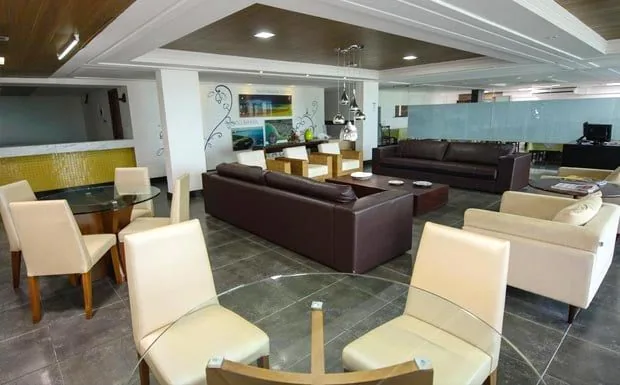 Lounge com vista para o mar do Mar do Cabo Branco Residence