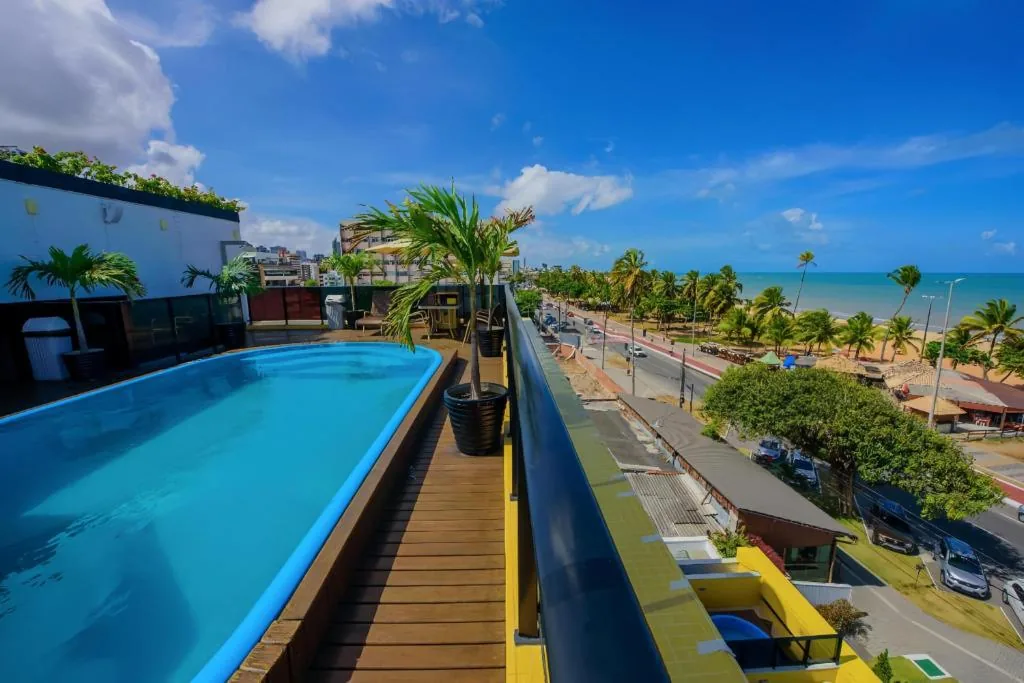 Piscina do Mar do Cabo Branco Residence