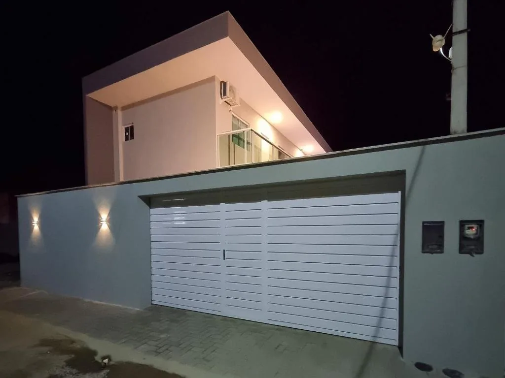 Entrada e garagem — Flat Praia Dourada