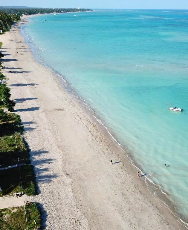 Praia de Peroba, ao sul do centro de Maragogi