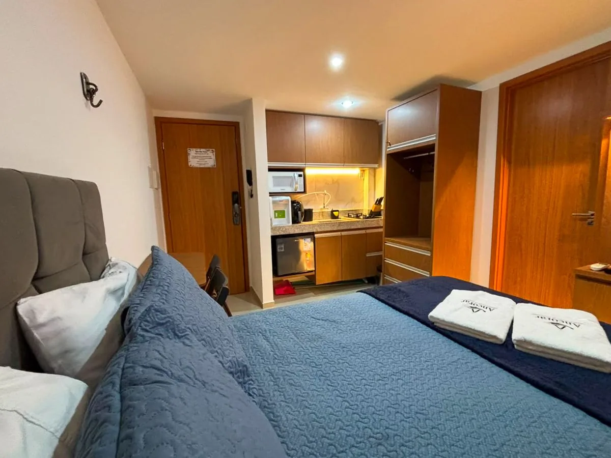 Studio completo do Santorini Flat